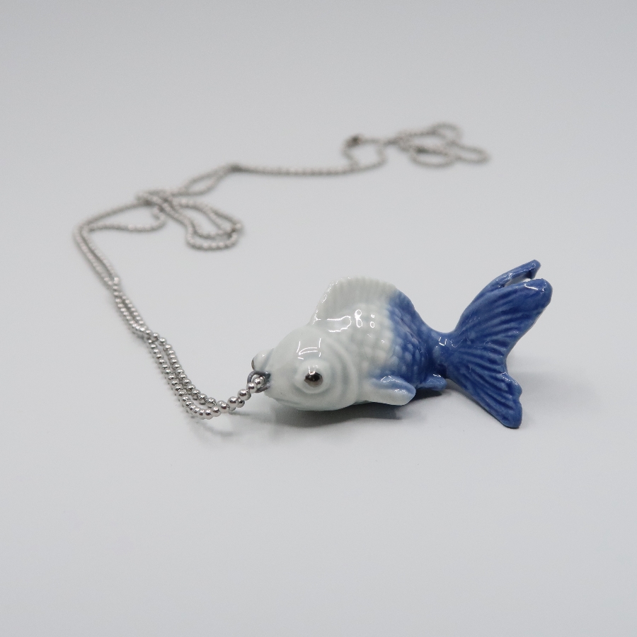 Porcelánová RYBKA na řetízku 3