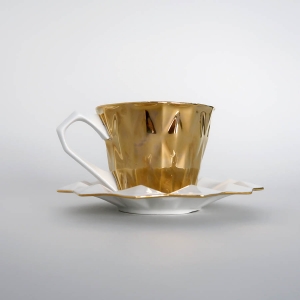 Goldfinger porcelán